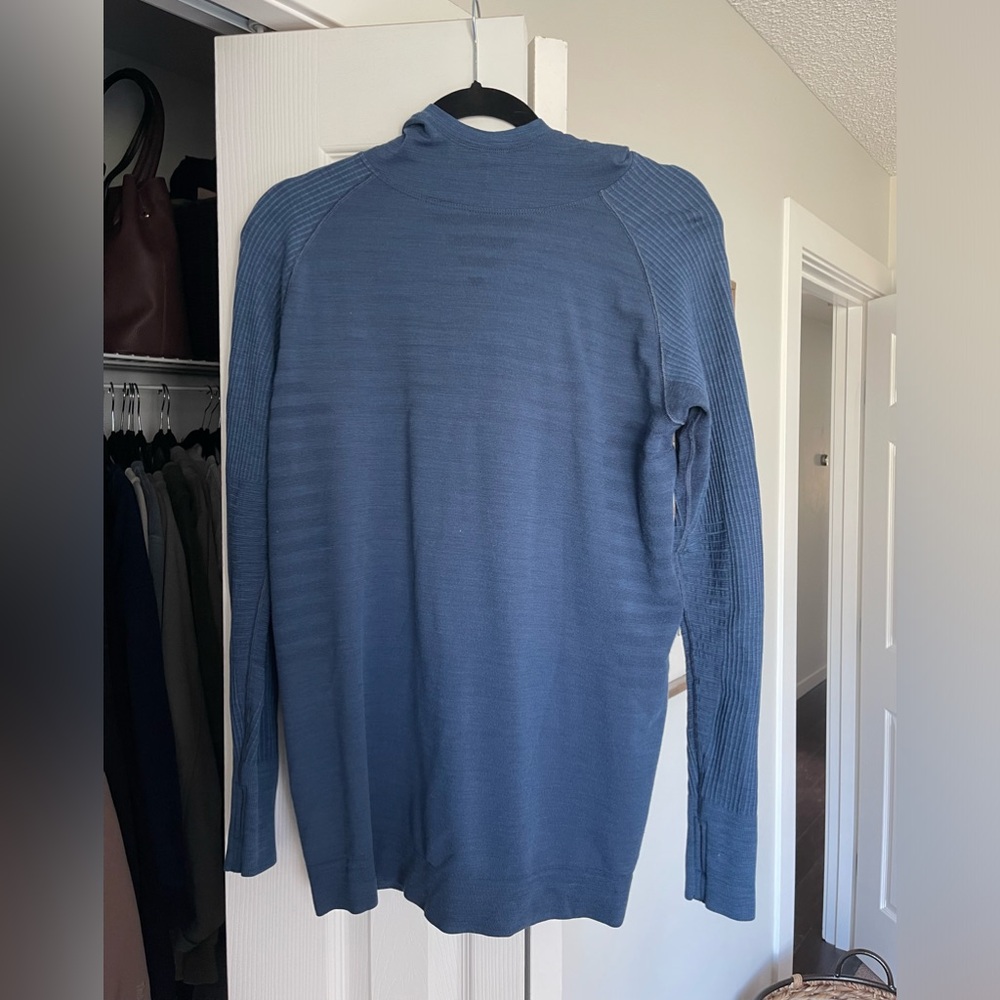 Lululemon Sweater (MENS)